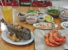 Tempat Makan Seafood Makassar